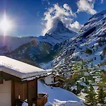 Alpenroyal Отель Церматт
