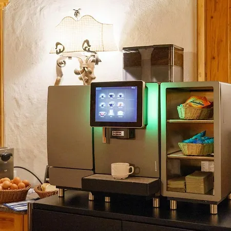 Hotel Alpenroyal 3*