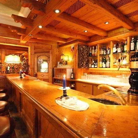 阿尔彭皇家酒店 酒店