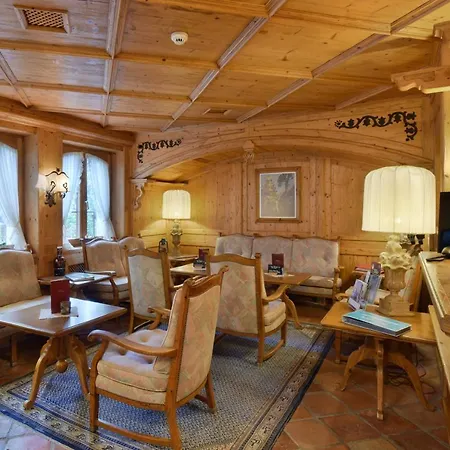 Отель Alpenroyal Церматт